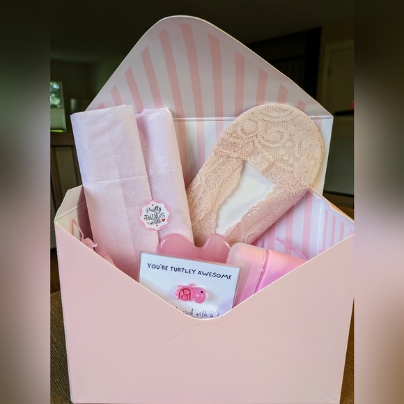 Pink delight gift box - Picture 1 of 4